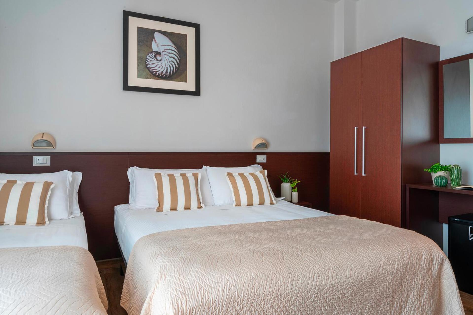 Hotel Carmen Ричоне Екстериор снимка