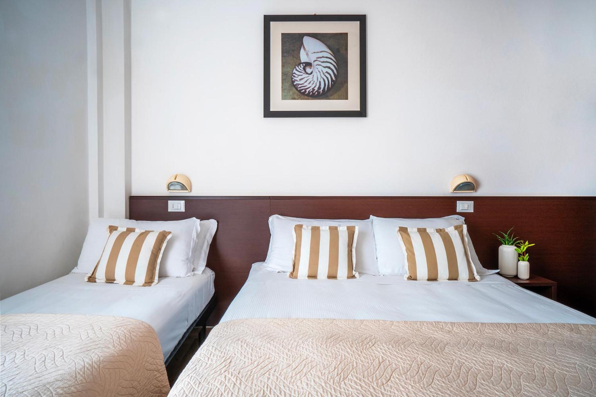 Hotel Carmen Ричоне Екстериор снимка