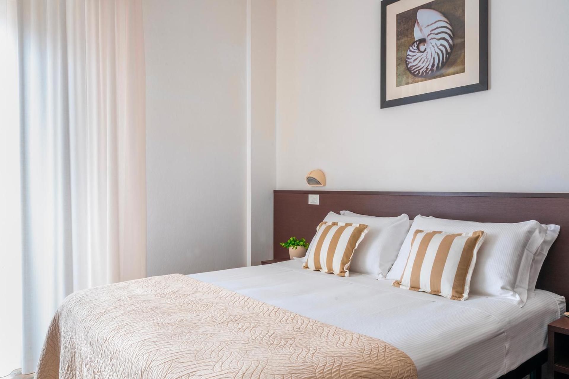 Hotel Carmen Ричоне Екстериор снимка
